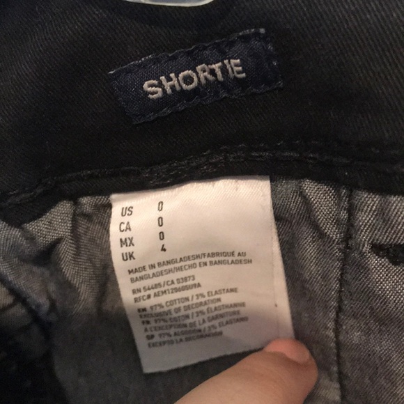 American Eagle Black Shorts - Picture 4 of 4
